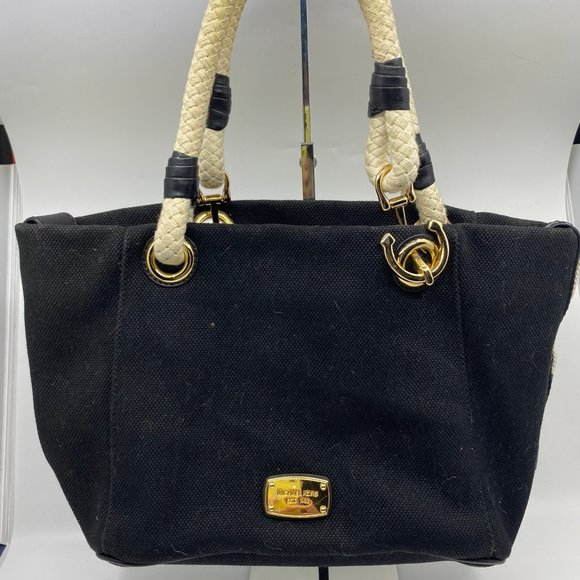 Michael Kors M Size Black Interwoven Shoulder Bag - Picture 2 of 10